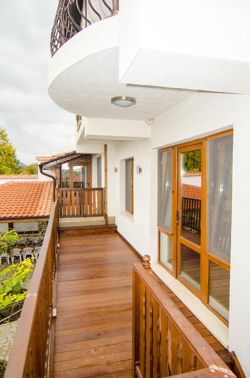 Guest House Villa Elma Nevsha المظهر الخارجي الصورة