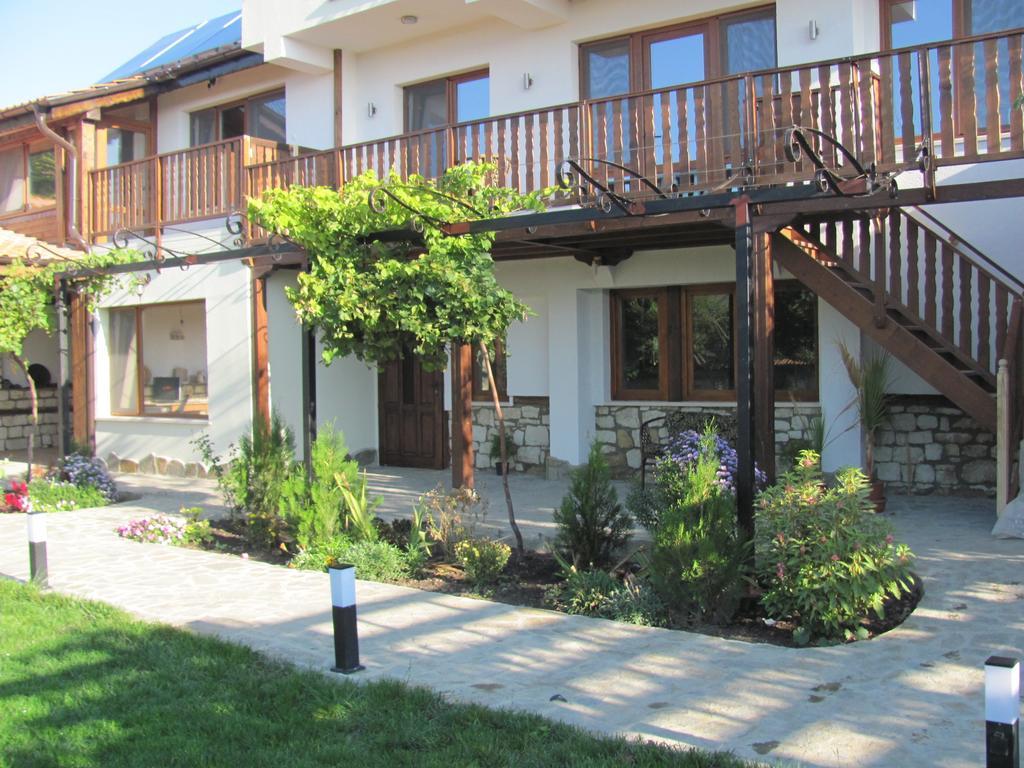 Guest House Villa Elma Nevsha المظهر الخارجي الصورة